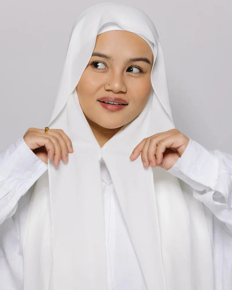 Hijab With Magnetic Buckle